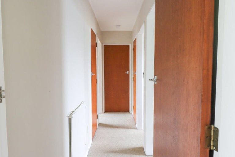 Photo of property in 24a Humphries Place, Awapuni, Palmerston North, 4412