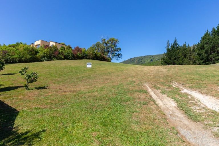 Photo of property in 7 Fantail Heights, Picton, 7220