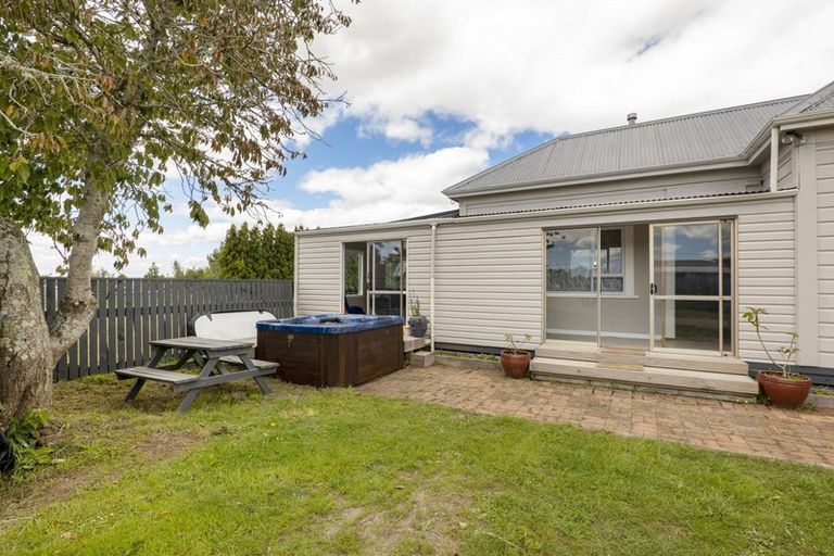 Photo of property in 39 Celia Street, Stratford, 4332