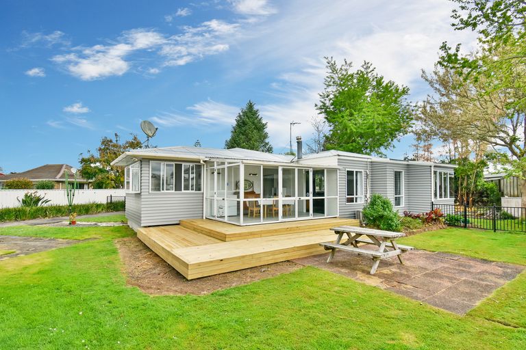 Photo of property in 5a Bunnythorpe Road, Papakura, 2110