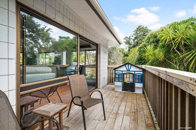 Photo of property in 2/33 Glenvar Road, Torbay, Auckland, 0630