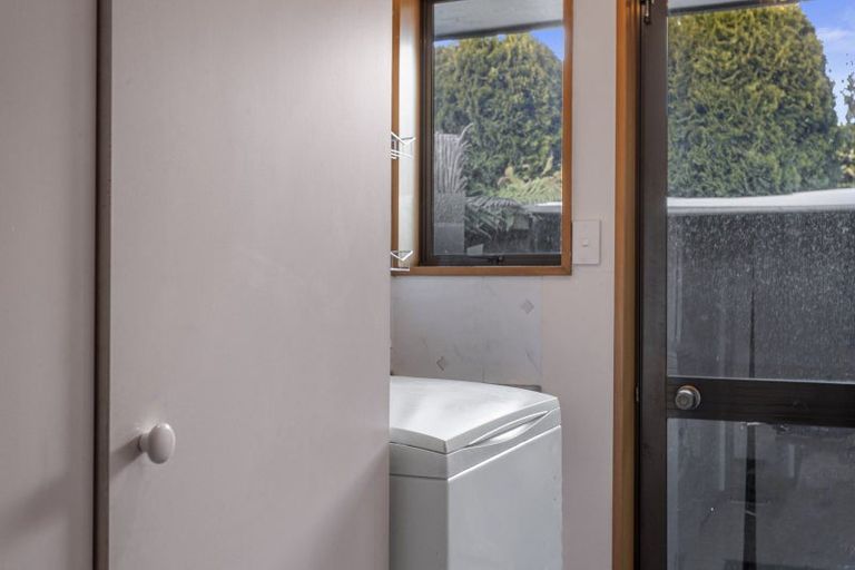 Photo of property in 2/1 Fountainhead Lane, Hillmorton, Christchurch, 8025