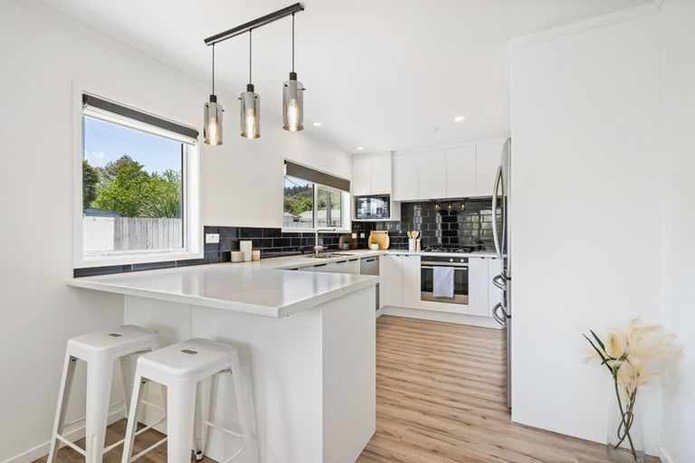 Photo of property in 120 George Street, Hikurangi, 0114