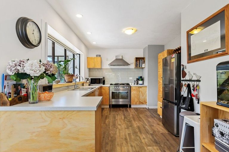 Photo of property in 15 Waiau Street, Cracroft, Christchurch, 8025