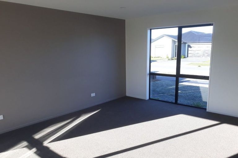 Photo of property in 15 Romney Drive, Belfast, Christchurch, 8051