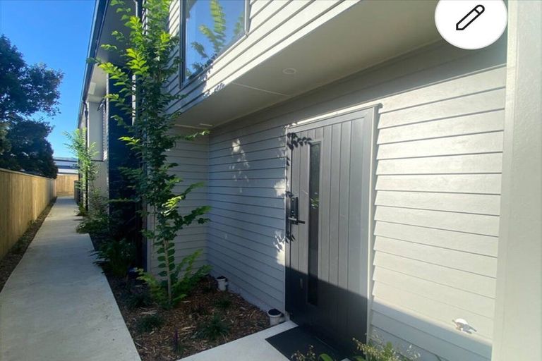 Photo of property in 4/207 Oxford Terrace, Avalon, Lower Hutt, 5011