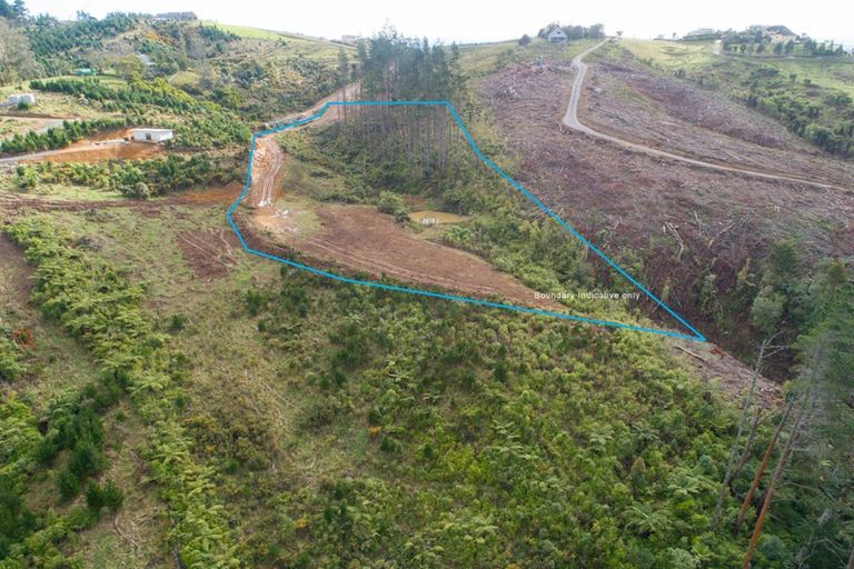 Photo of property in 2 Pineland Drive, Turitea, Palmerston North, 4472