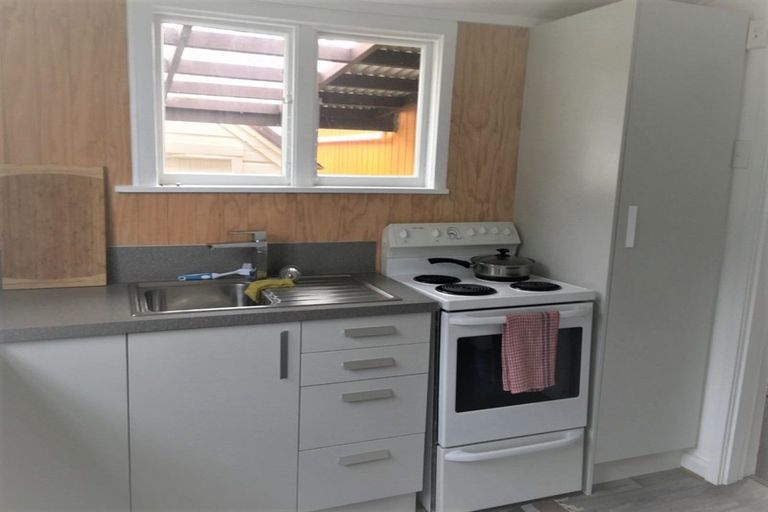 Photo of property in 4/4963 Waimate Highway, Glenavy, Waimate, 7980