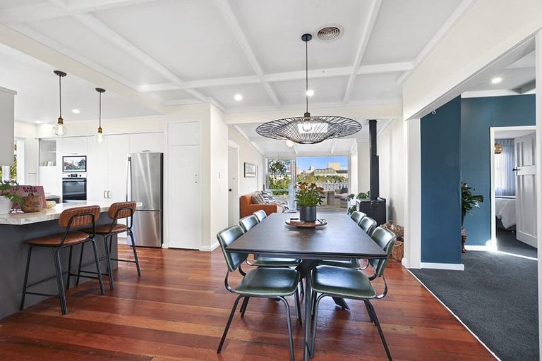 Photo of property in 4 Dartmoor Avenue, Westown, New Plymouth, 4310