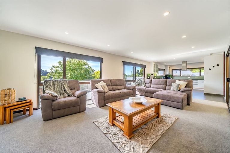 Photo of property in 18b Kamahi Street, Stokes Valley, Lower Hutt, 5019