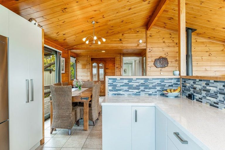 Photo of property in 143 West Harbour Drive, West Harbour, Auckland, 0618