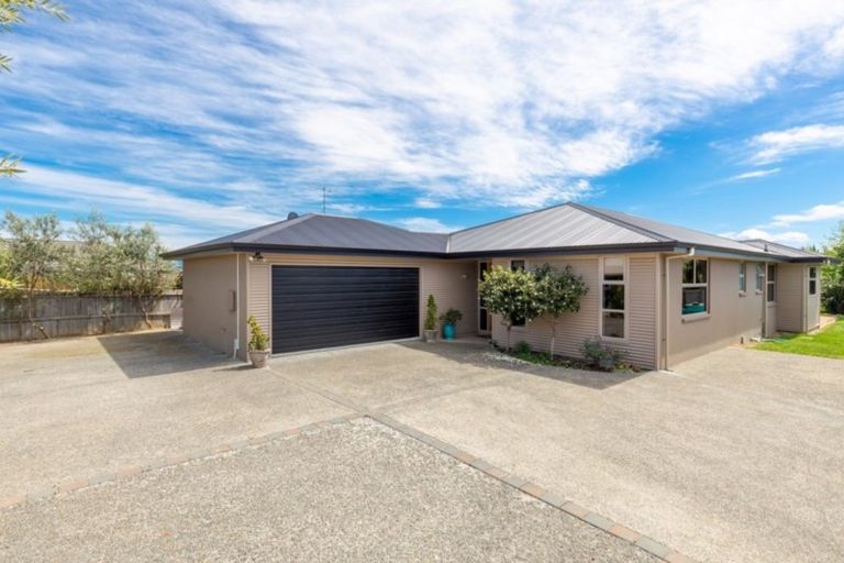 Photo of property in 34 Tremorne Avenue, Blenheim, 7201