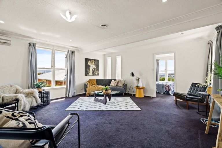 Photo of property in 18 Hanlon Street, Halfway Bush, Dunedin, 9010