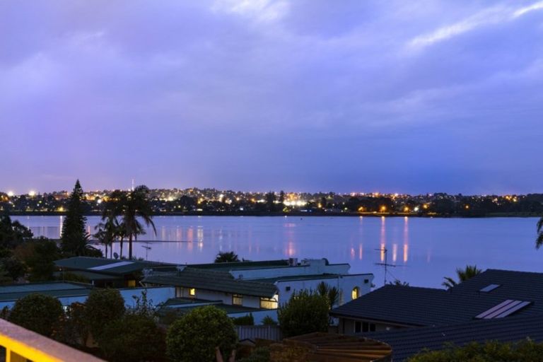 Photo of property in 74 Bramley Drive, Farm Cove, Auckland, 2012