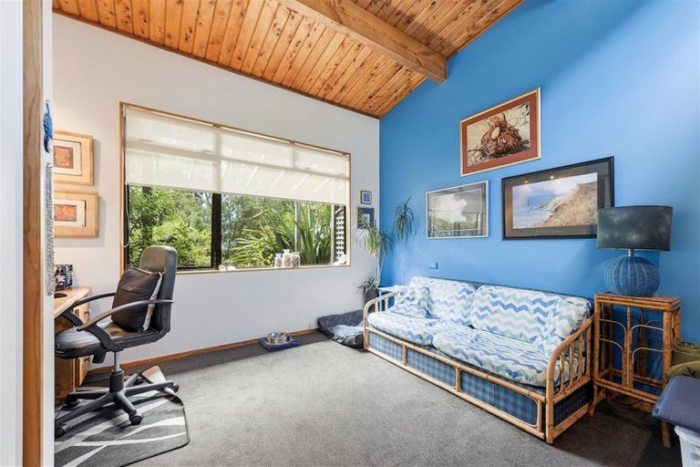 Photo of property in Twin Waters Lodge, 30 Totara Avenue, Collingwood, 7073