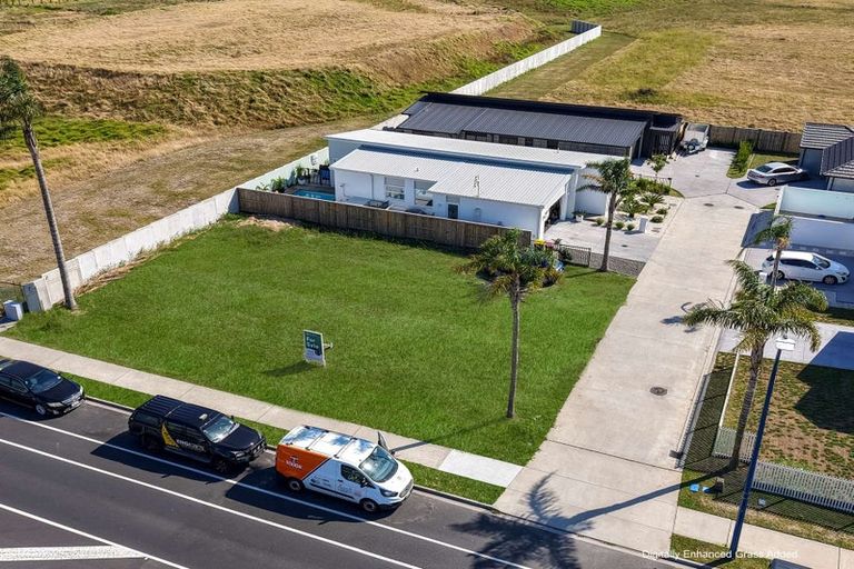 Photo of property in 1 Lorata Close, Papamoa Beach, Papamoa, 3118