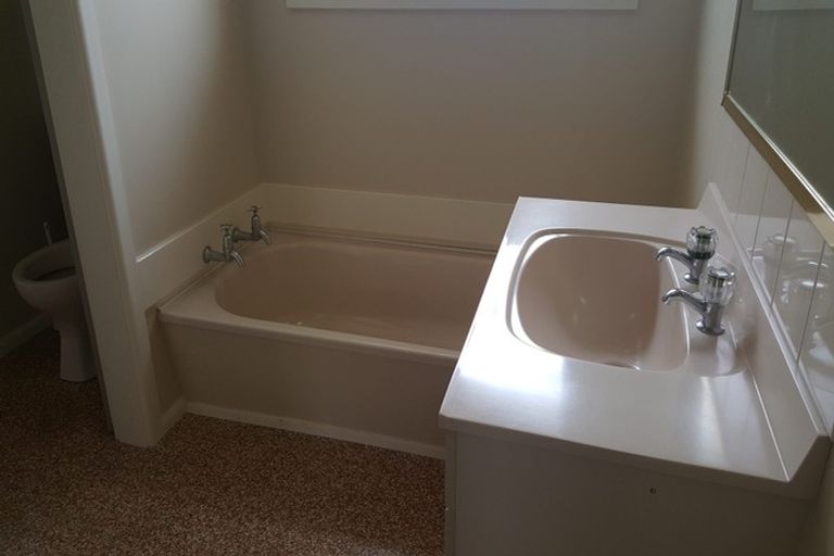 Photo of property in 7 Cranbrook Avenue, Burnside, Christchurch, 8053