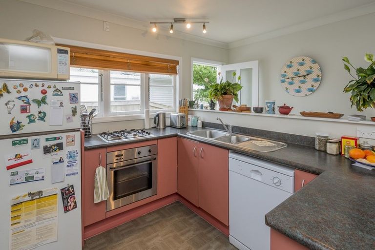 Photo of property in 29 Bowen Street, Levin, 5510