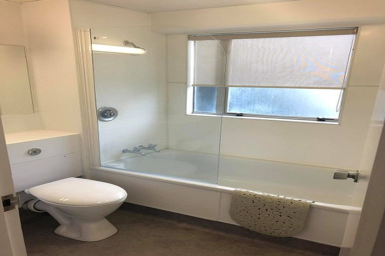 Photo of property in Capital Hill Apartments, 25/54 Hill Street, Thorndon, Wellington, 6011