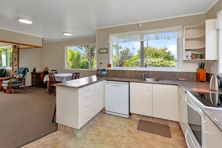 Photo of property in 725 One Tree Point Road, Ruakaka, Whangarei, 0171