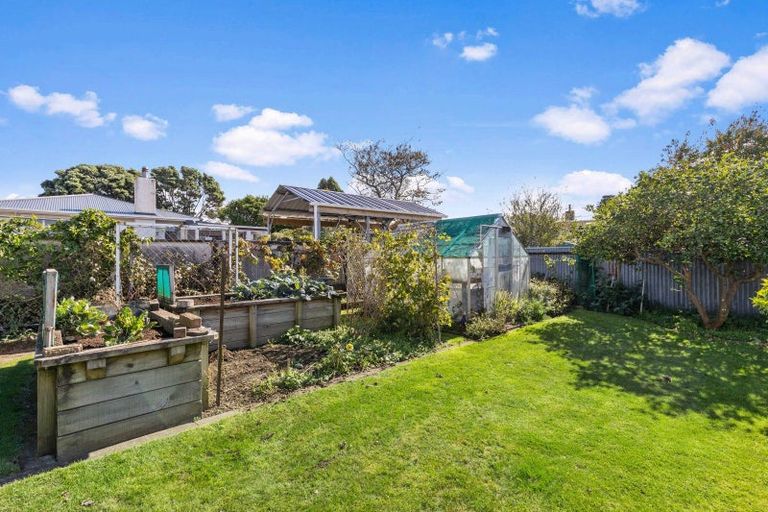 Photo of property in 33 Wynyard Street, Bell Block, New Plymouth, 4312