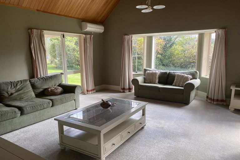 Photo of property in 426 Sawyers Arms Road, Harewood, Christchurch, 8051