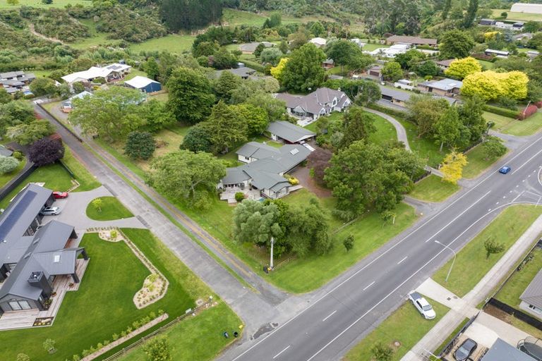 Photo of property in 206 Thornton Road, Cambridge, 3434