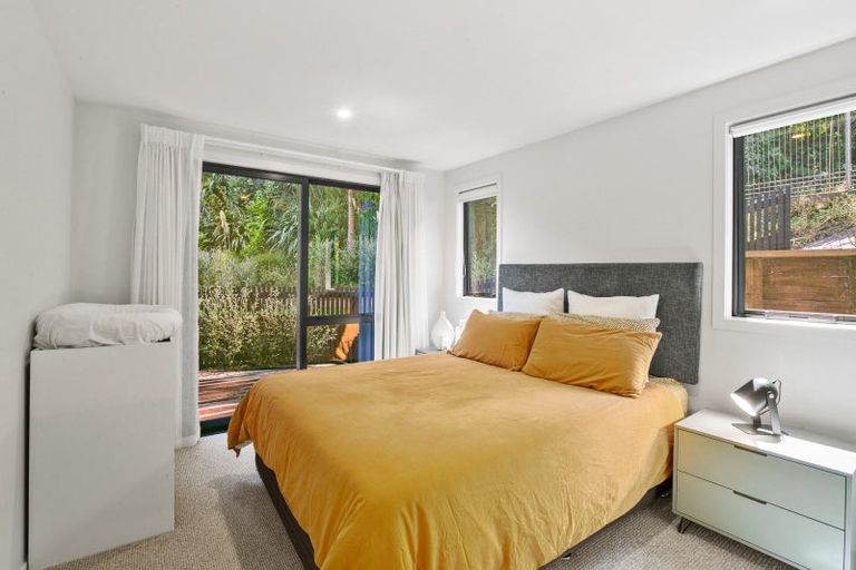 Photo of property in 6e Burns Street, Westown, New Plymouth, 4310