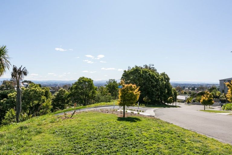 Photo of property in 14 Burbury Ridge, Havelock North, 4130