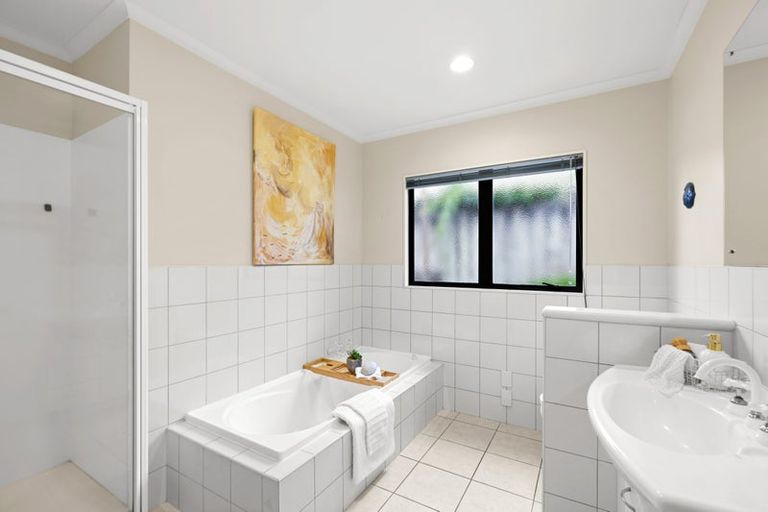 Photo of property in 28 Keswick Crescent, Huntington, Hamilton, 3210