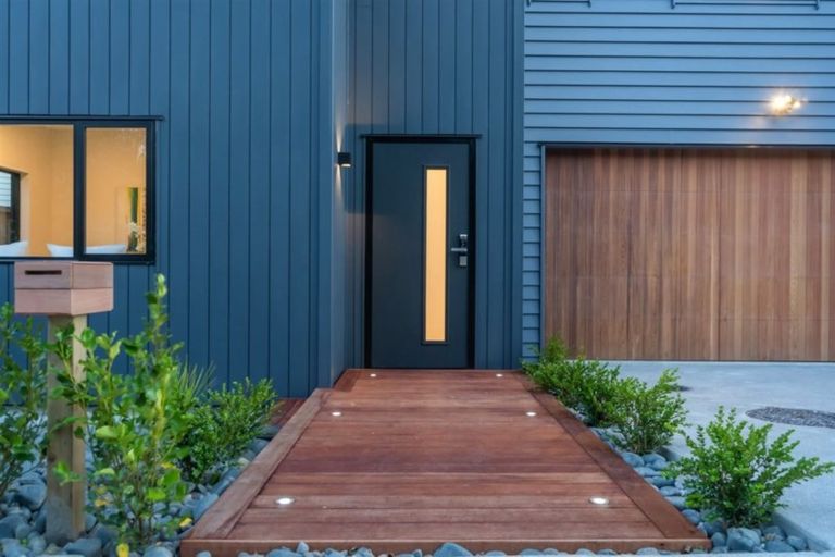 Photo of property in 44 Kano Way, Hobsonville, Auckland, 0616