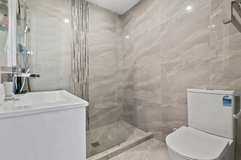 Photo of property in 160c Hill Road, Manurewa, Auckland, 2105