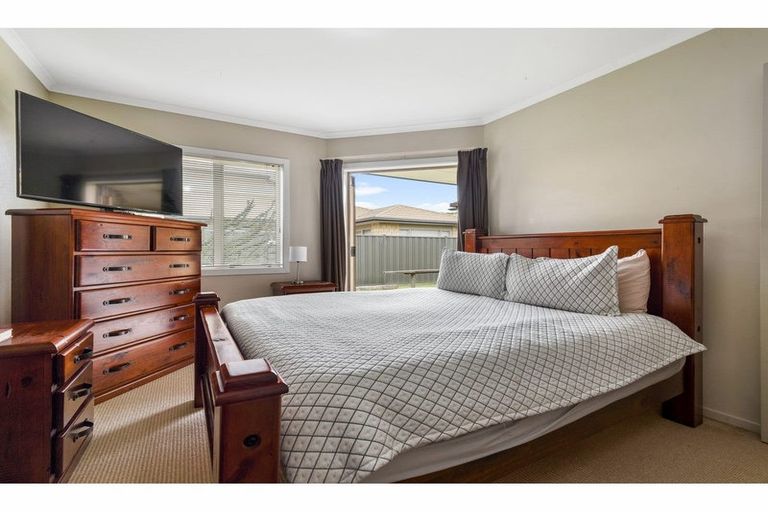 Photo of property in 41/64 Kawaha Point Road, Kawaha Point, Rotorua, 3010