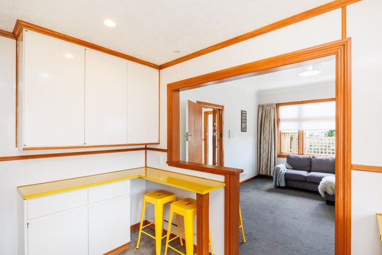 Photo of property in 996 Tremaine Avenue, Roslyn, Palmerston North, 4414