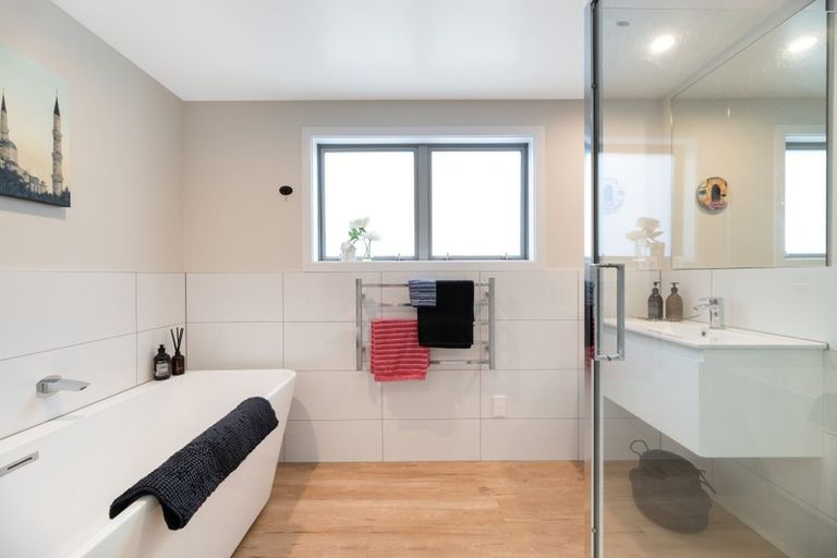 Photo of property in 1037 Papamoa Beach Road, Papamoa Beach, Papamoa, 3118