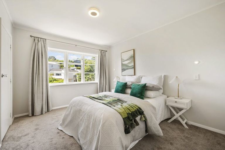 Photo of property in 127a Seatoun Heights Road, Miramar, Wellington, 6022