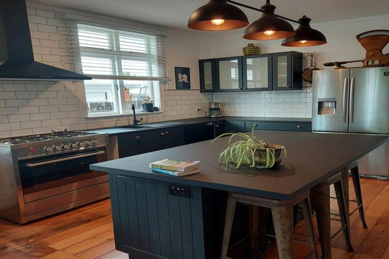 Photo of property in 70a Helvetia Road, Pukekohe, 2120