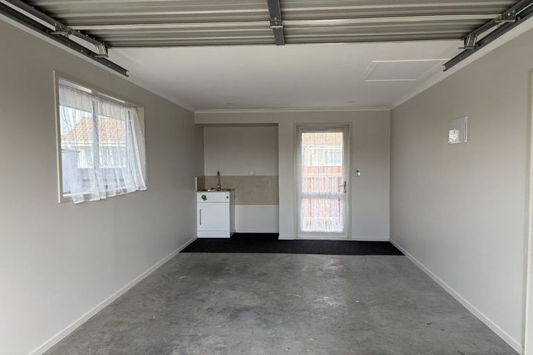 Photo of property in 17e Meeanee Road, Taradale, Napier, 4112