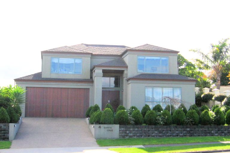 Photo of property in 4 Santa Cruz Drive, Shamrock Park, Auckland, 2016