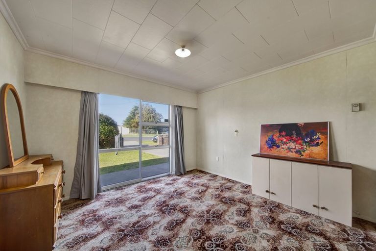Photo of property in 10 Denby Road, Hawera, 4672