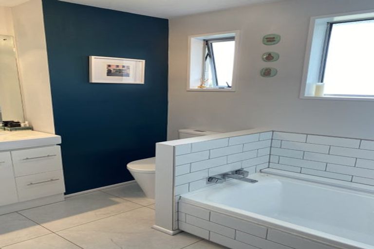 Photo of property in 16 Tasman Street, Oceanview, Timaru, 7910