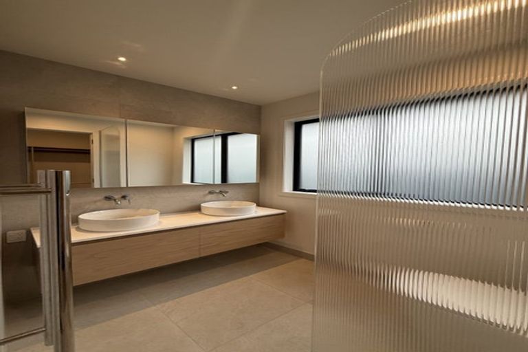 Photo of property in 14 Hugo Shaw Drive, Cambridge, 3434