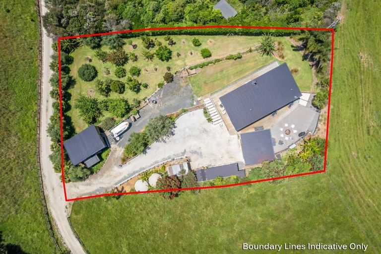 Photo of property in 1111c Te Waitere Road, Taharoa, 3988