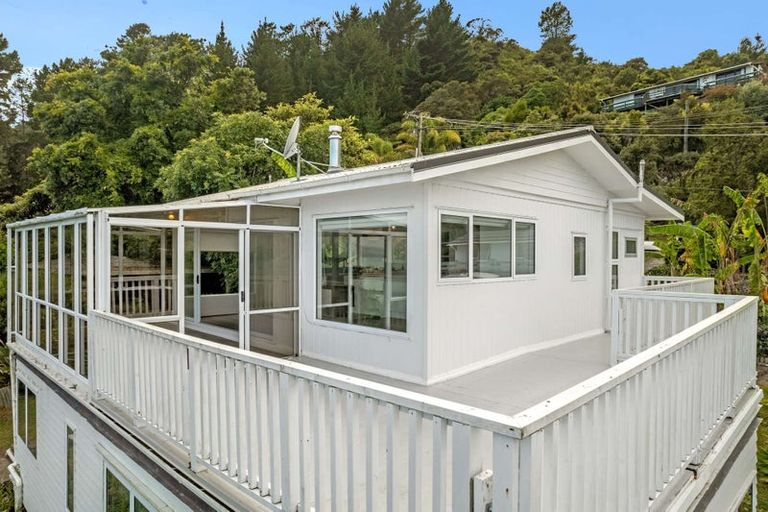 Photo of property in 35 Adams Road, Thornton Bay, Thames, 3575