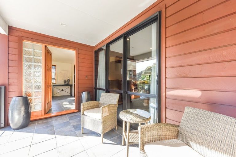 Photo of property in 5 Milton Terrace, Picton, 7220