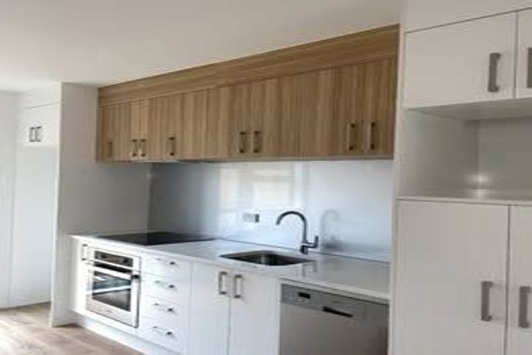 Photo of property in 119c Sycamore Drive, Sunnynook, Auckland, 0620