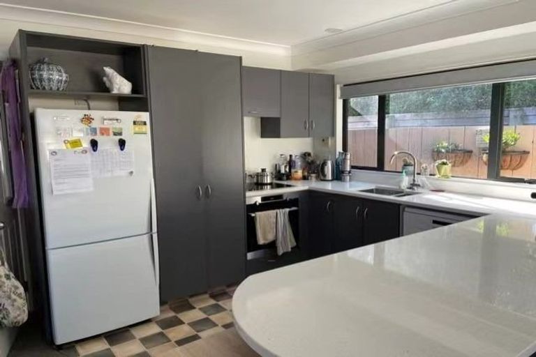 Photo of property in 65 Leighton Avenue, Waiwhetu, Lower Hutt, 5010