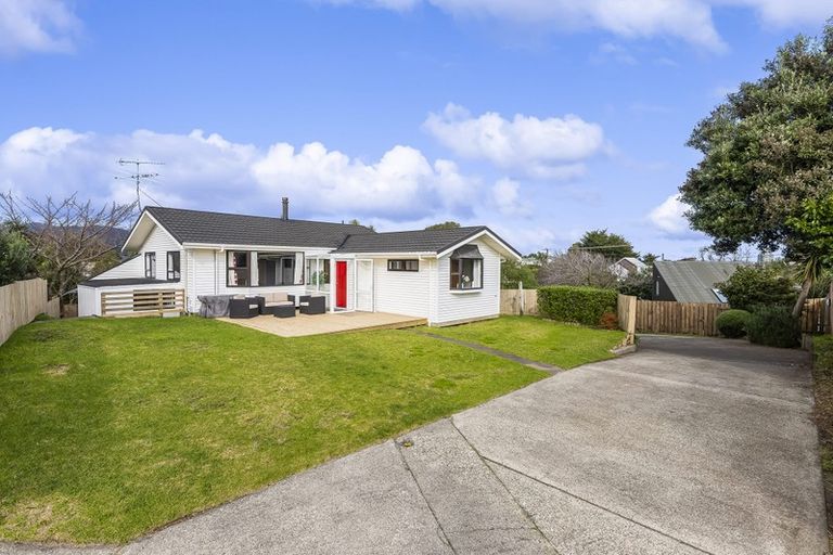 Photo of property in 6 Arnold Grove, Paraparaumu Beach, Paraparaumu, 5032