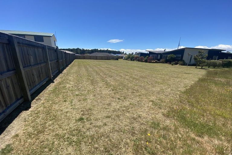 Photo of property in 61 Parekaawa Drive, Motuoapa, 3382
