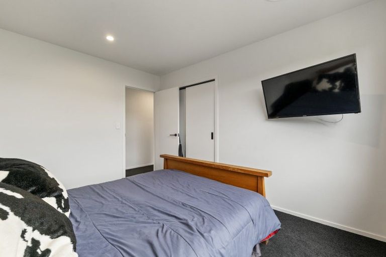 Photo of property in 9b Cross Street, Lepperton, New Plymouth, 4373